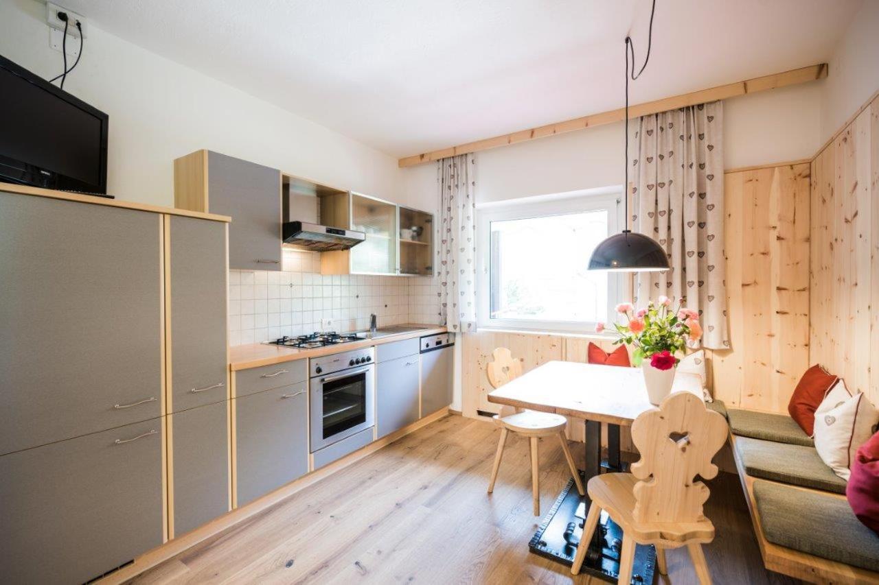 Apartments Drei Zinnen San Candido Chambre photo